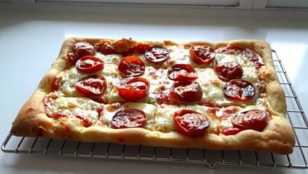 detroit style home oven crispy edges